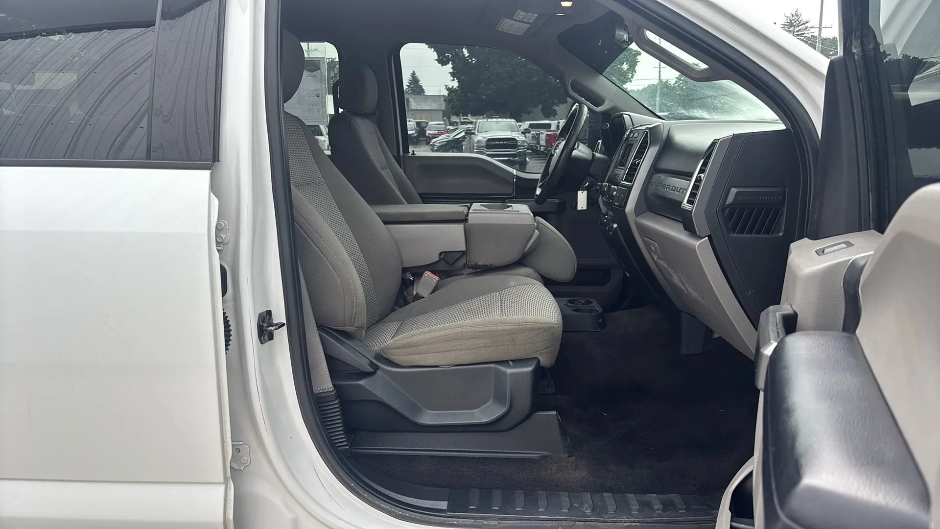 Used 2018 Ford F250 XLT AWD/4WD image 16