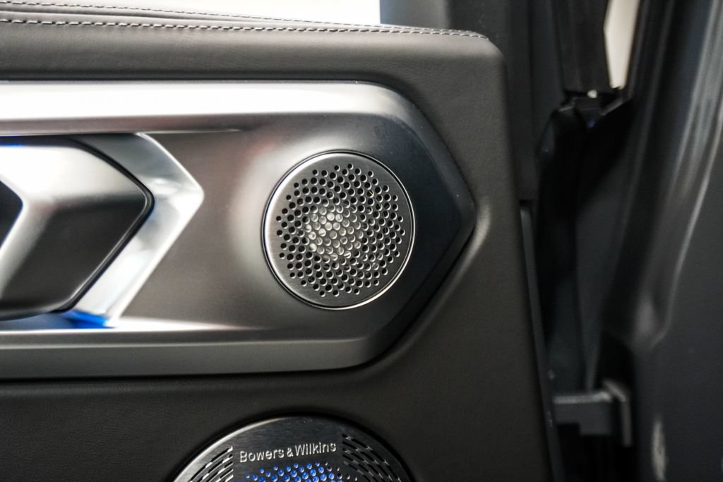 Used 2023 BMW XM AWD/4WD image 10