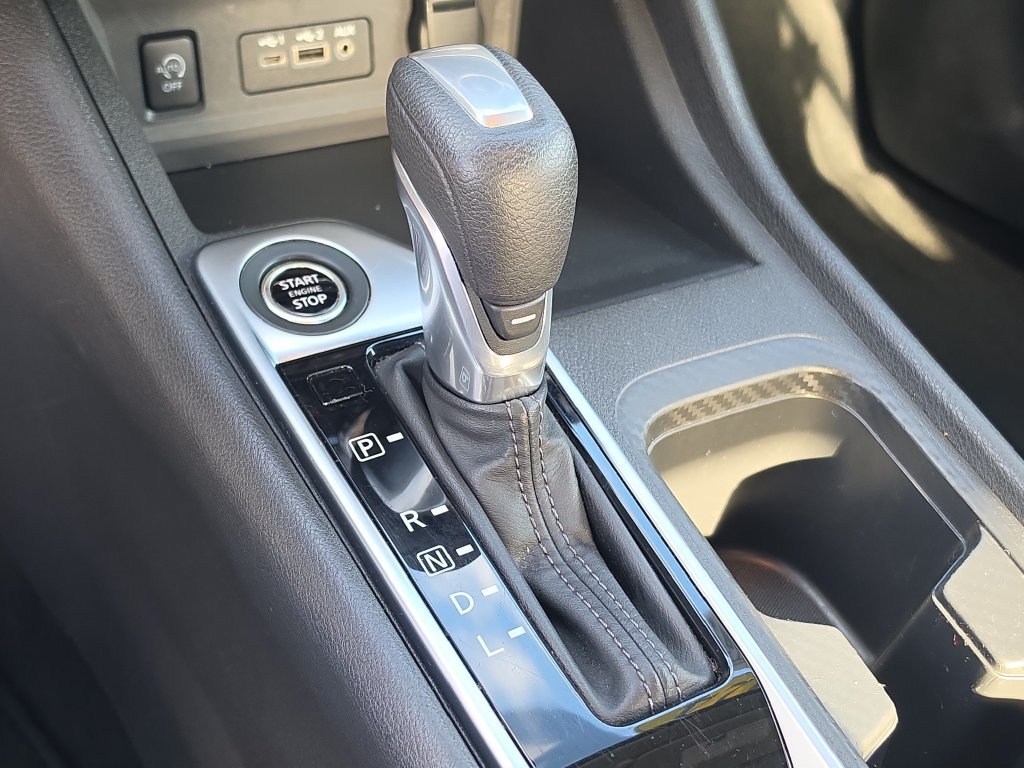 Used 2024 Nissan Sentra SV FWD image 27