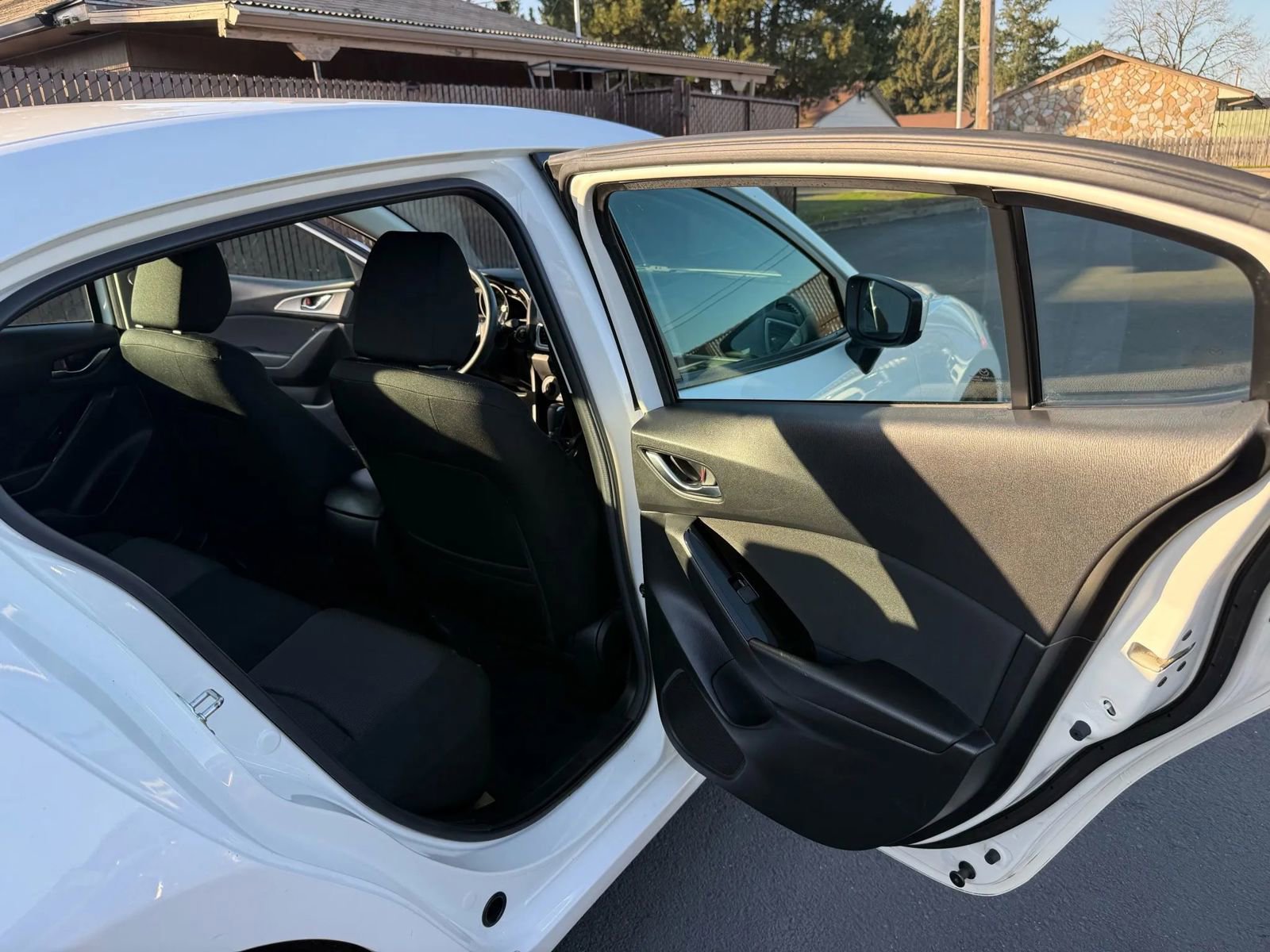 Used 2017 MAZDA MAZDA3 Sport image 12