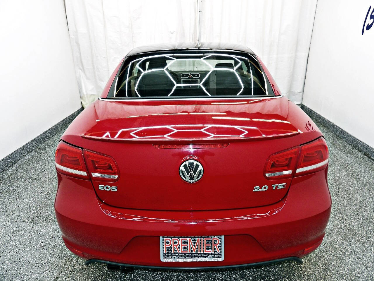Used 2014 Volkswagen Eos image 5