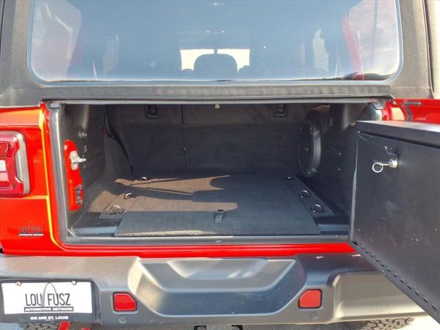 Used 2022 Jeep Wrangler Unlimited Rubicon w/ Cold Weather Group image 27