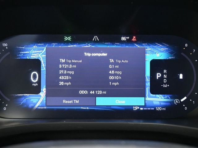 Used 2024 Volvo XC60 B5 Ultimate w/ Climate Package image 28