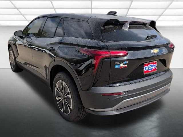 New 2026 Chevrolet Blazer EV LT image 2