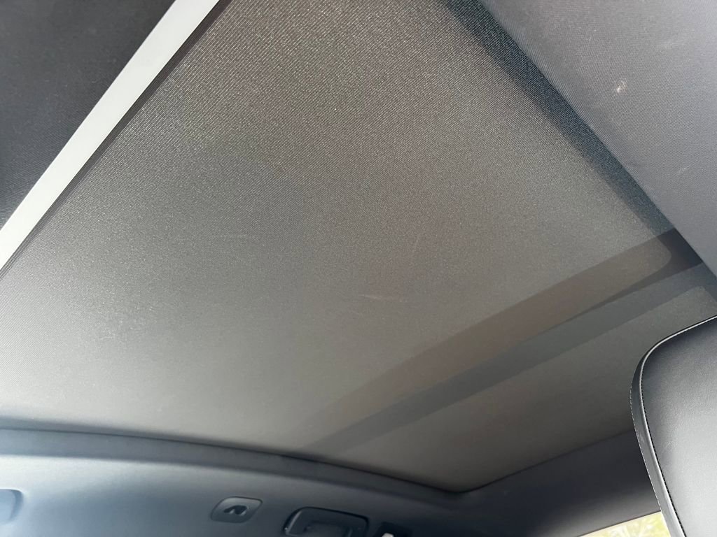 Used 2020 Porsche Macan image 37