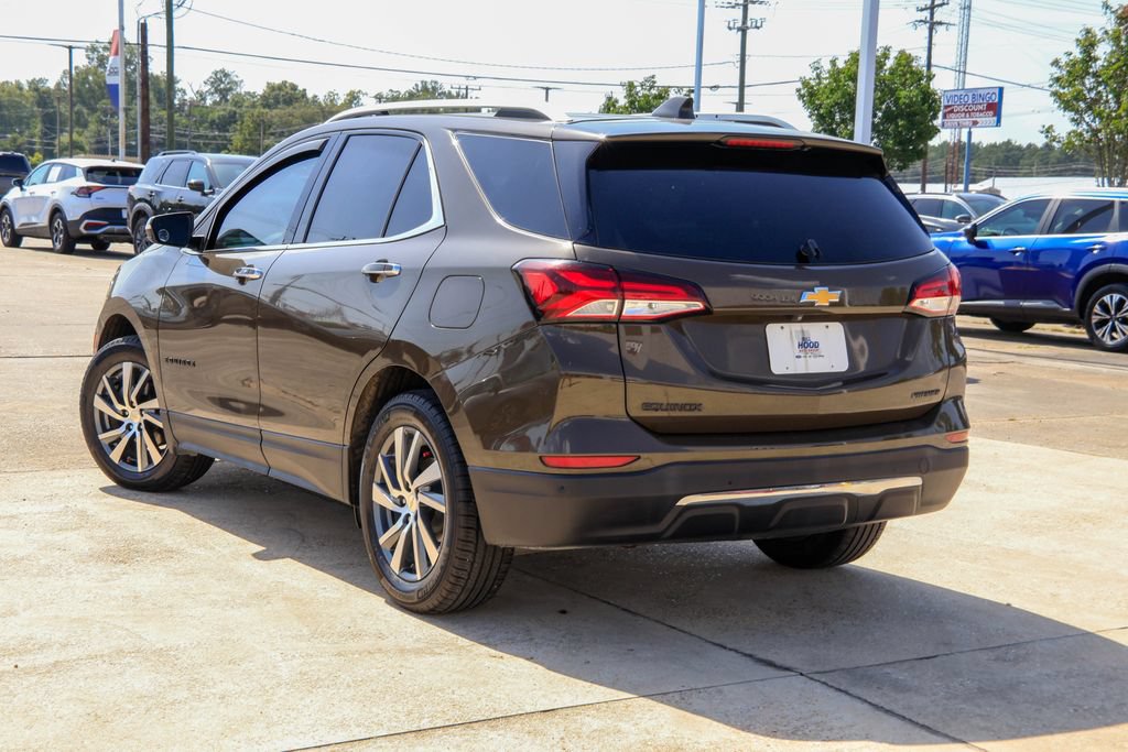 Used 2024 Chevrolet Equinox Premier FWD image 2