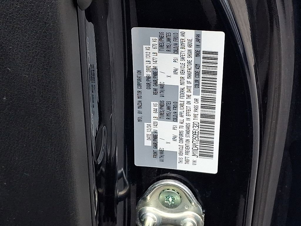 Used 2025 MAZDA MX-5 Miata RF Grand Touring image 30