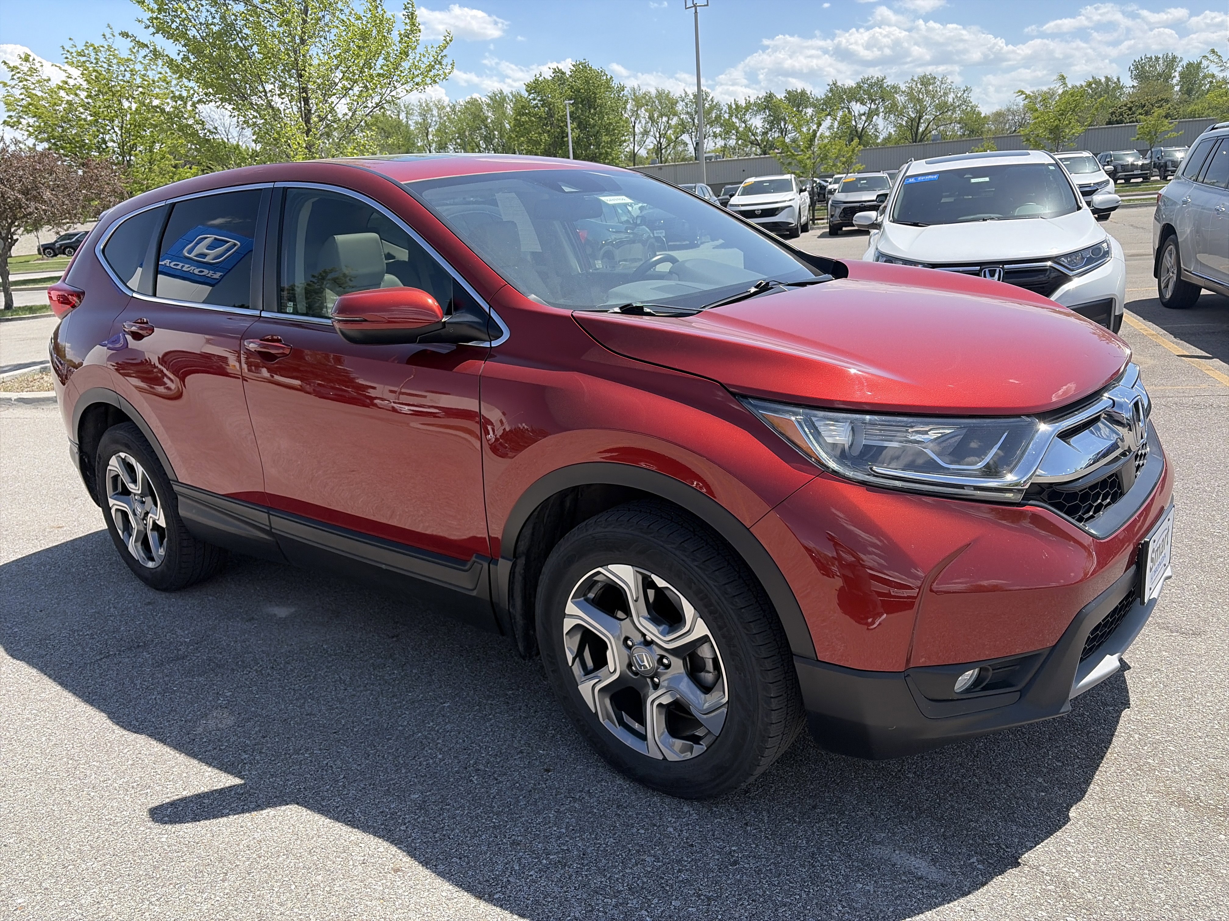 Used 2017 Honda CR-V EX-L image 3