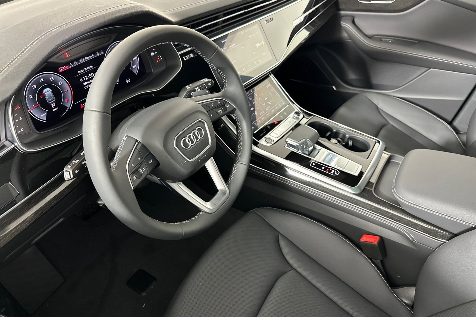 New 2026 Audi Q8 Premium Plus image 9