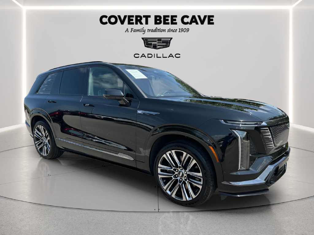 Used 2026 Cadillac Vistiq Platinum w/ LPO, Floor Liner Package AWD/4WD image 4