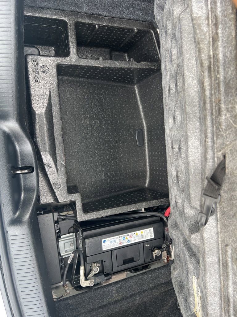 Used 2016 Dodge Charger SRT Hellcat w/ Harman/Kardon Audio Group RWD image 38