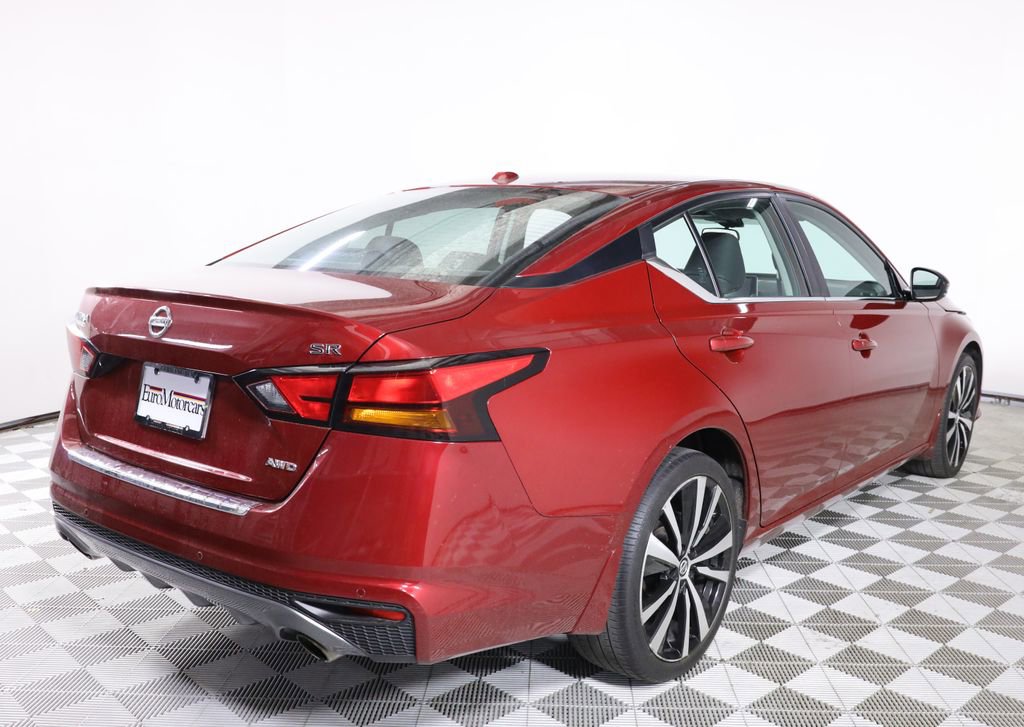Used 2021 Nissan Altima 2.5 SR AWD/4WD image 6