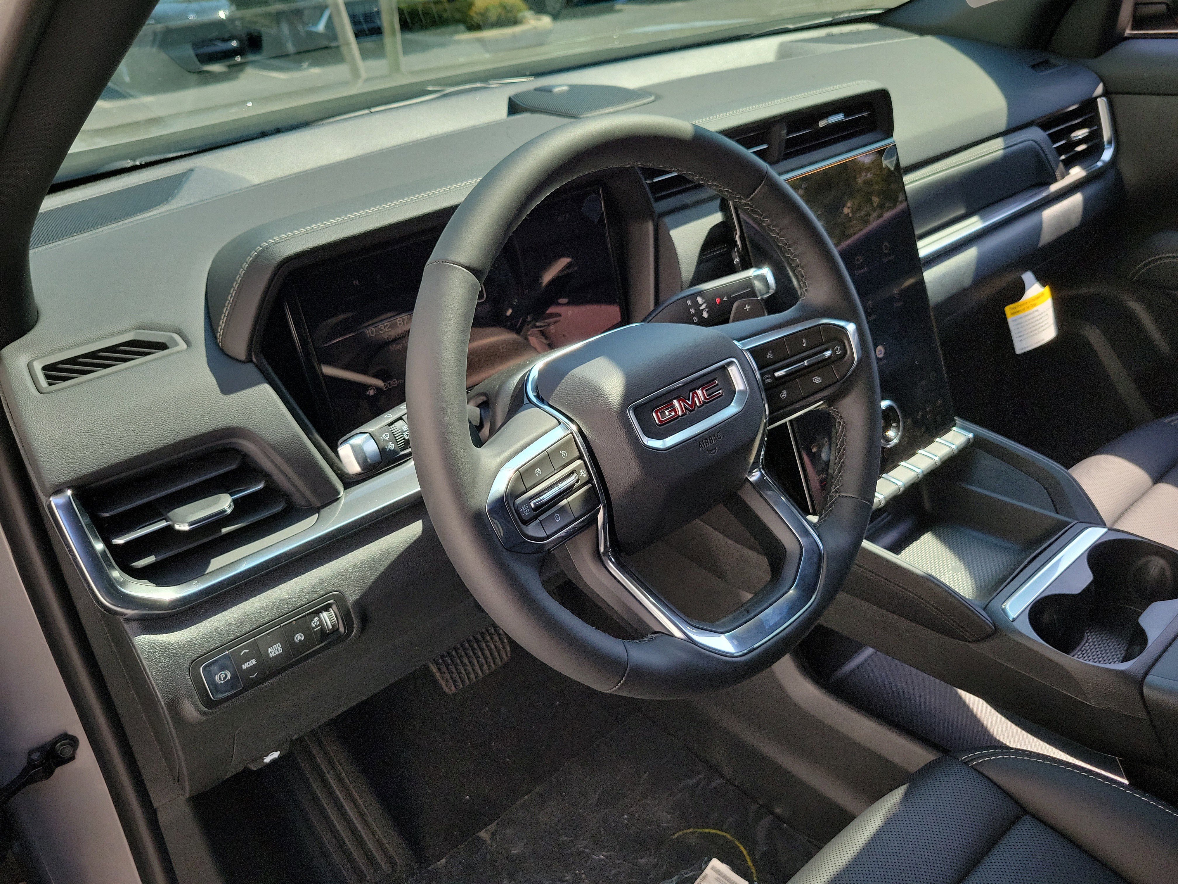 New 2026 GMC Terrain Elevation w/ Elevation Premium Package FWD image 21