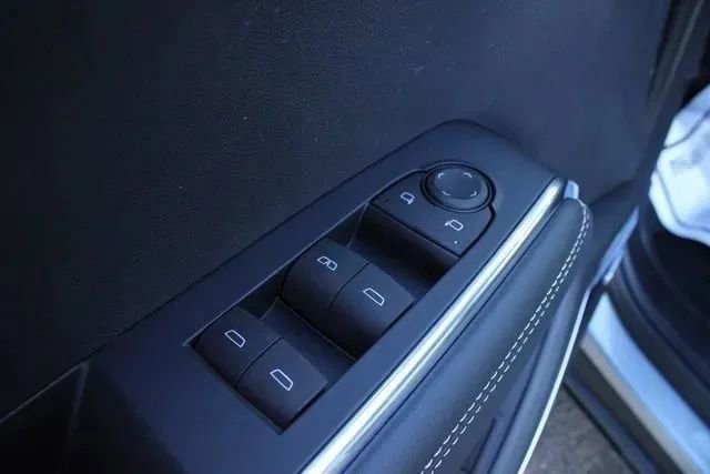 New 2025 GMC Acadia Elevation w/ LPO, Floor Liner Package image 13