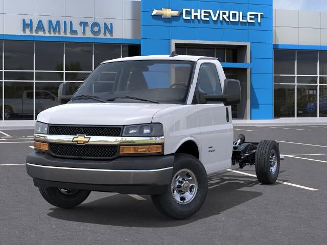 New 2026 Chevrolet Express 3500 RWD image 6