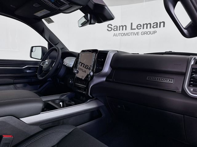 New 2026 RAM 1500 4x4 Crew Cab image 29