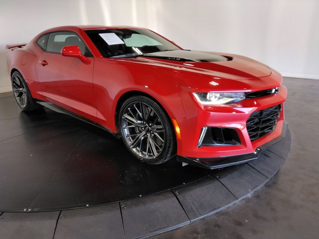 Used 2023 Chevrolet Camaro ZL1 RWD image 4
