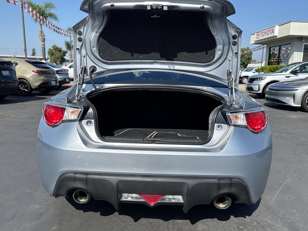 Used 2015 Subaru BRZ Limited w/ Popular Package #1B RWD image 13