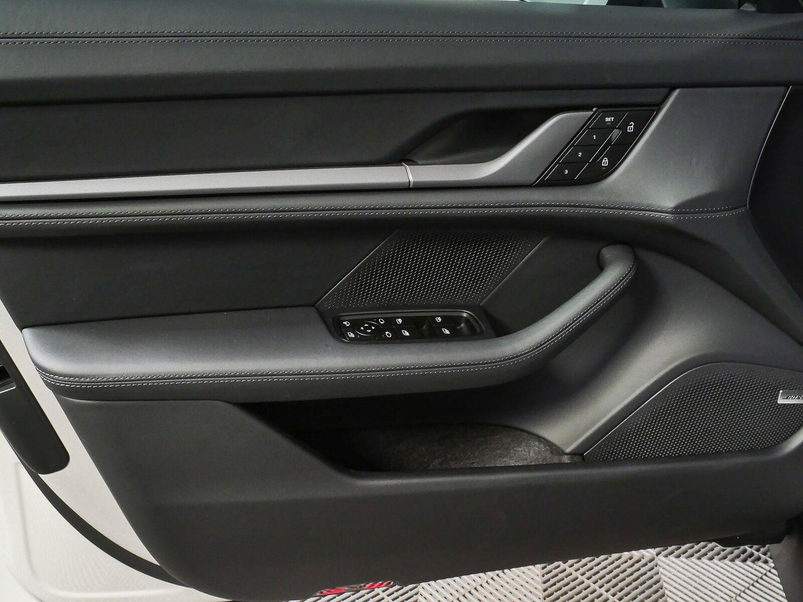 New 2026 Porsche Taycan RWD image 6