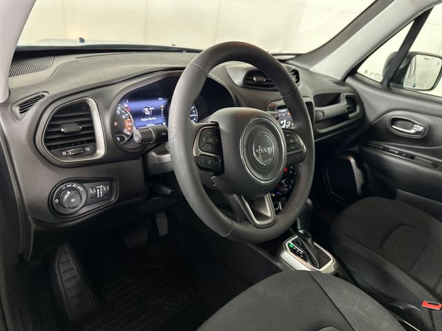 Used 2022 Jeep Renegade Latitude image 13