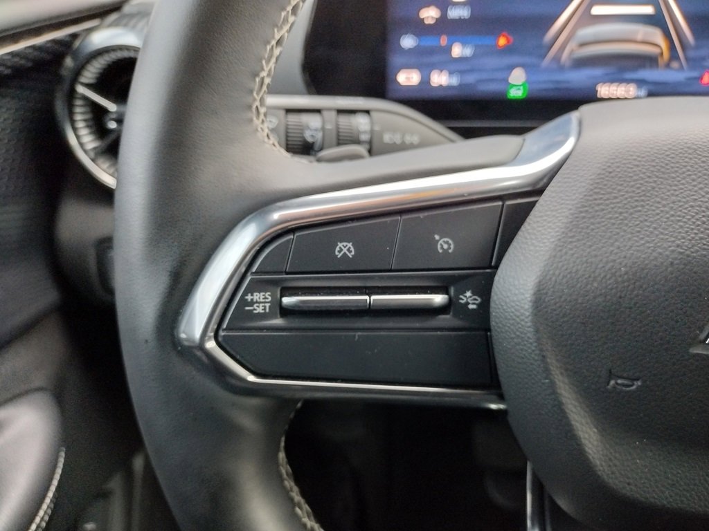 Used 2024 Chevrolet Blazer EV LT image 28