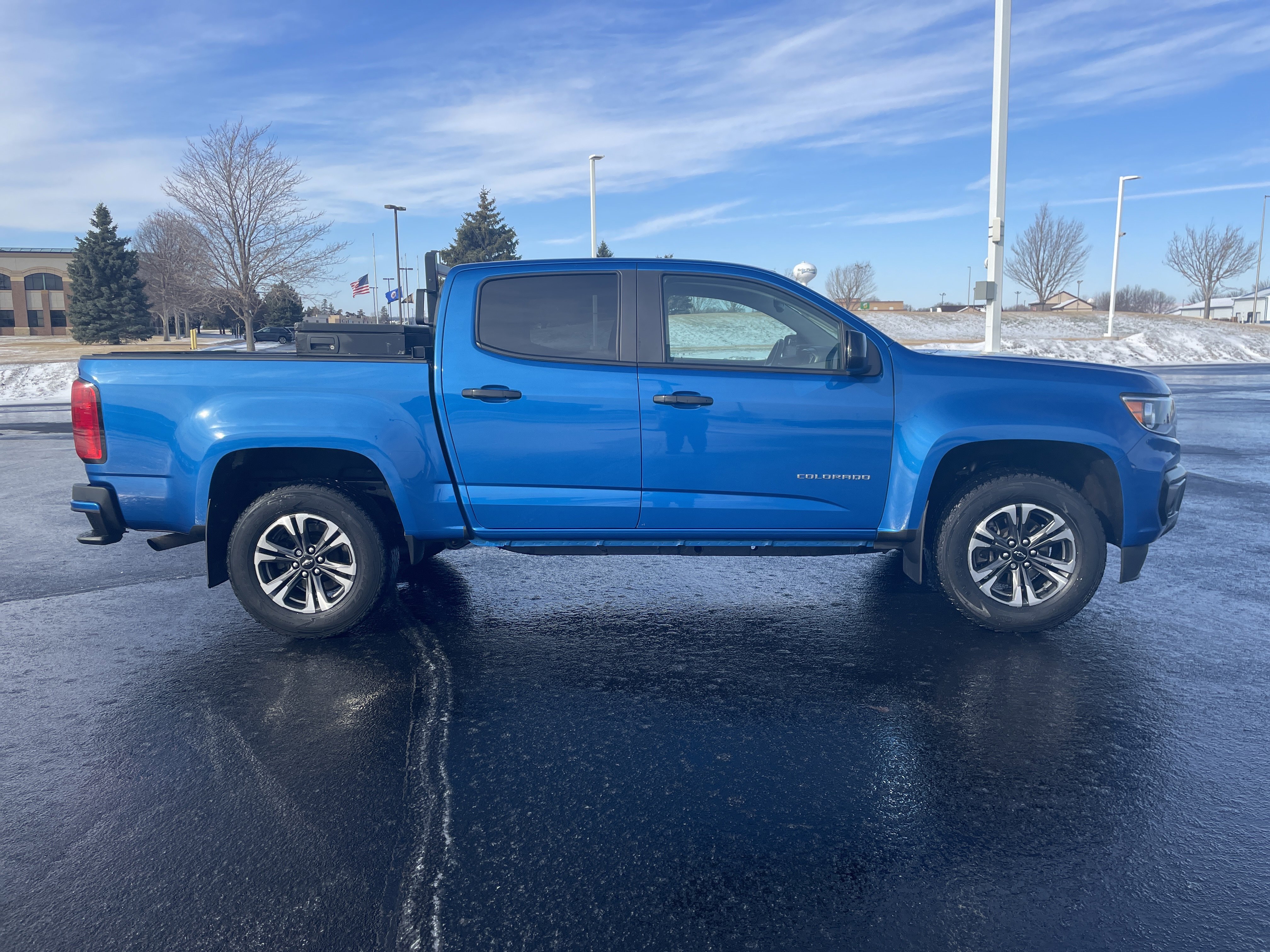Used 2022 Chevrolet Colorado Z71 w/ Safety Package image 6