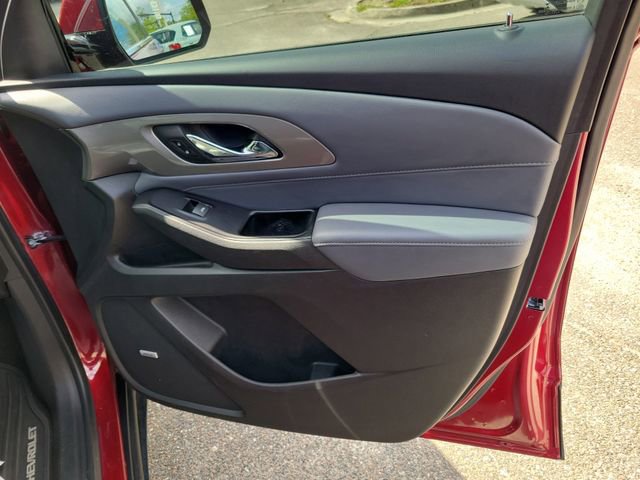 Used 2018 Chevrolet Traverse LT image 37