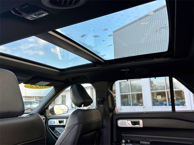 Used 2022 Ford Explorer ST w/ Equipment Group 401A image 13