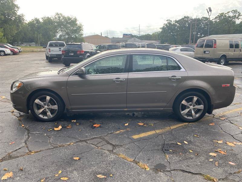 Used 2012 Chevrolet Malibu LT FWD image 2