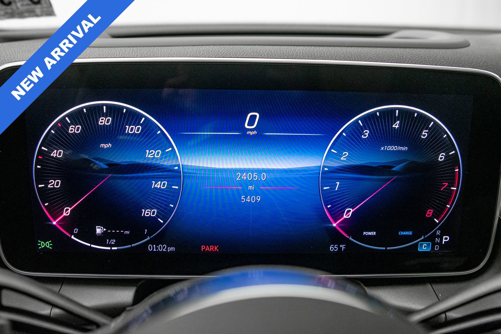 Used 2025 Mercedes-Benz GLC 300 4MATIC image 23