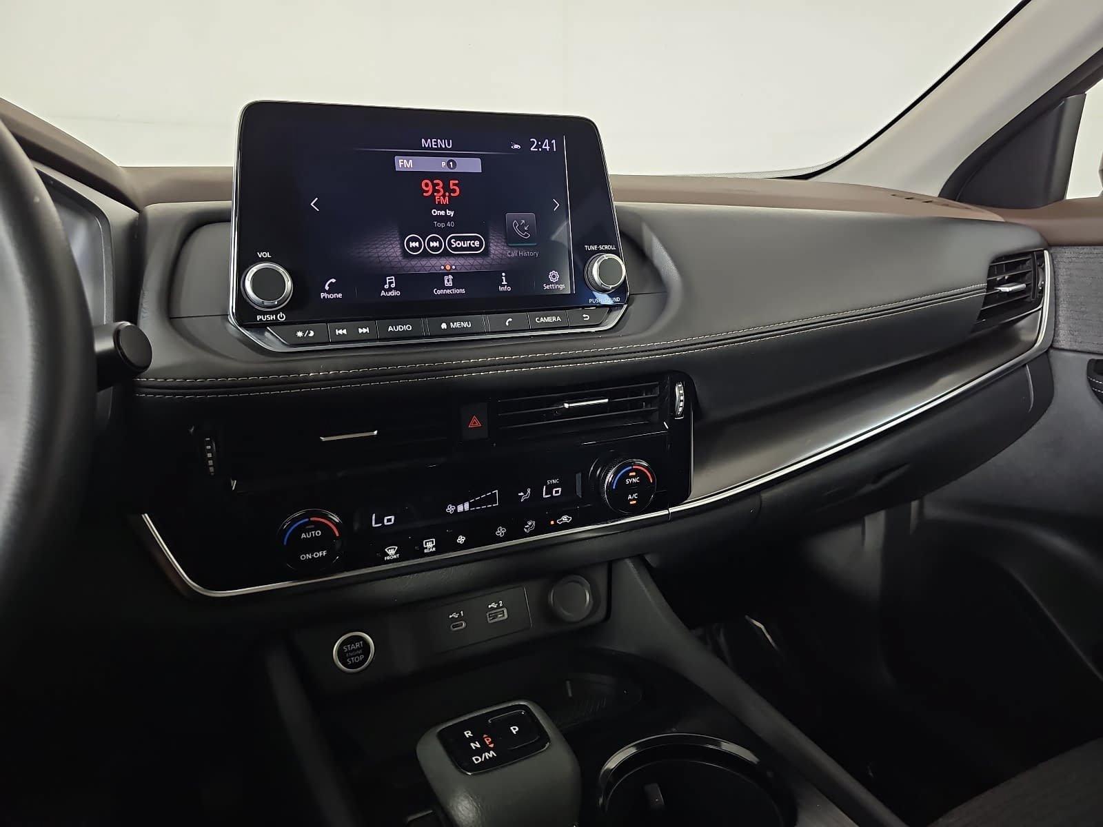 Used 2023 Nissan Rogue SV FWD image 19
