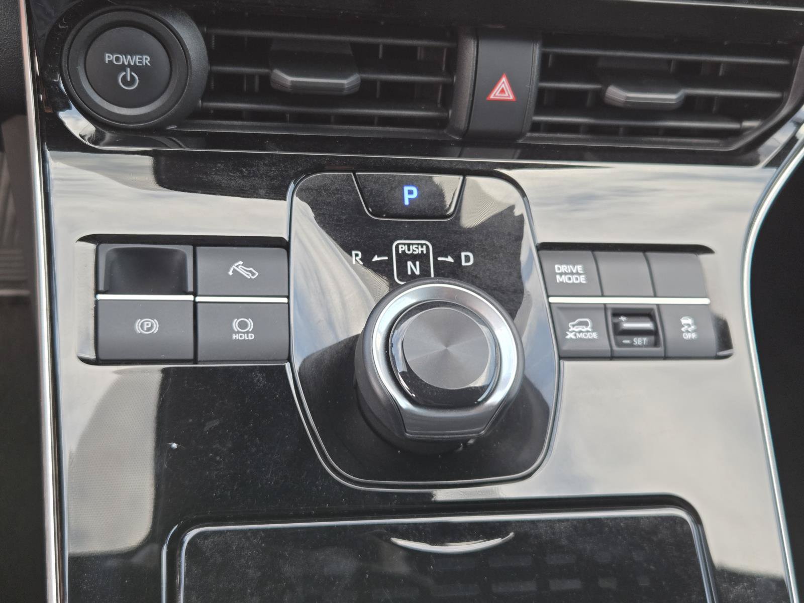 Used 2024 Subaru Solterra AWD/4WD image 11