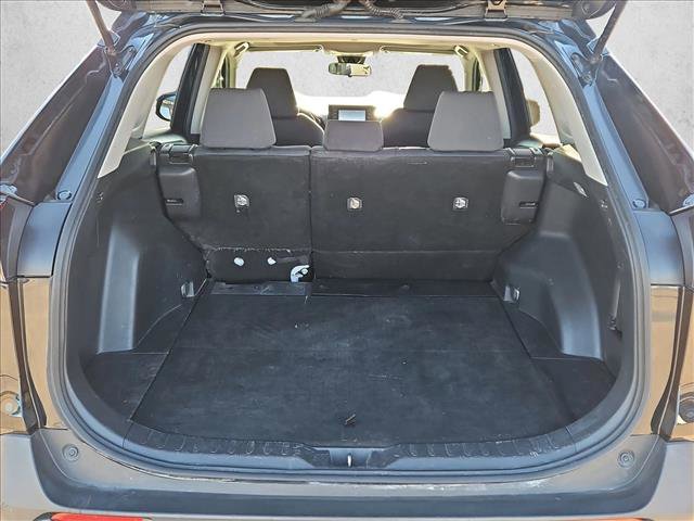 Used 2019 Toyota RAV4 XLE image 6