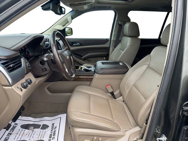 Used 2019 Chevrolet Suburban LT w/ Luxury Package AWD/4WD image 10
