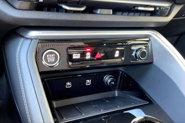 Certified 2025 Audi Q5 Premium w/ Convenience Package AWD/4WD image 31