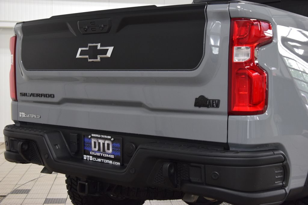 Used 2024 Chevrolet Silverado 1500 ZR2 w/ ZR2 Bison Edition AWD/4WD image 24