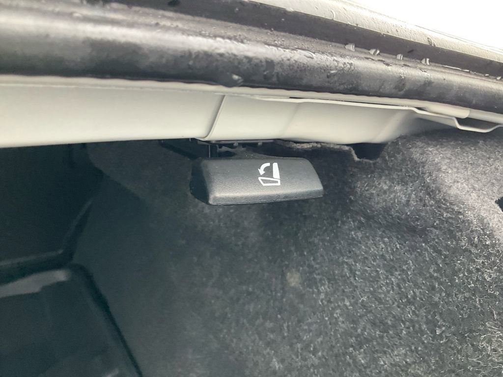 Used 2020 Subaru Legacy Limited image 32