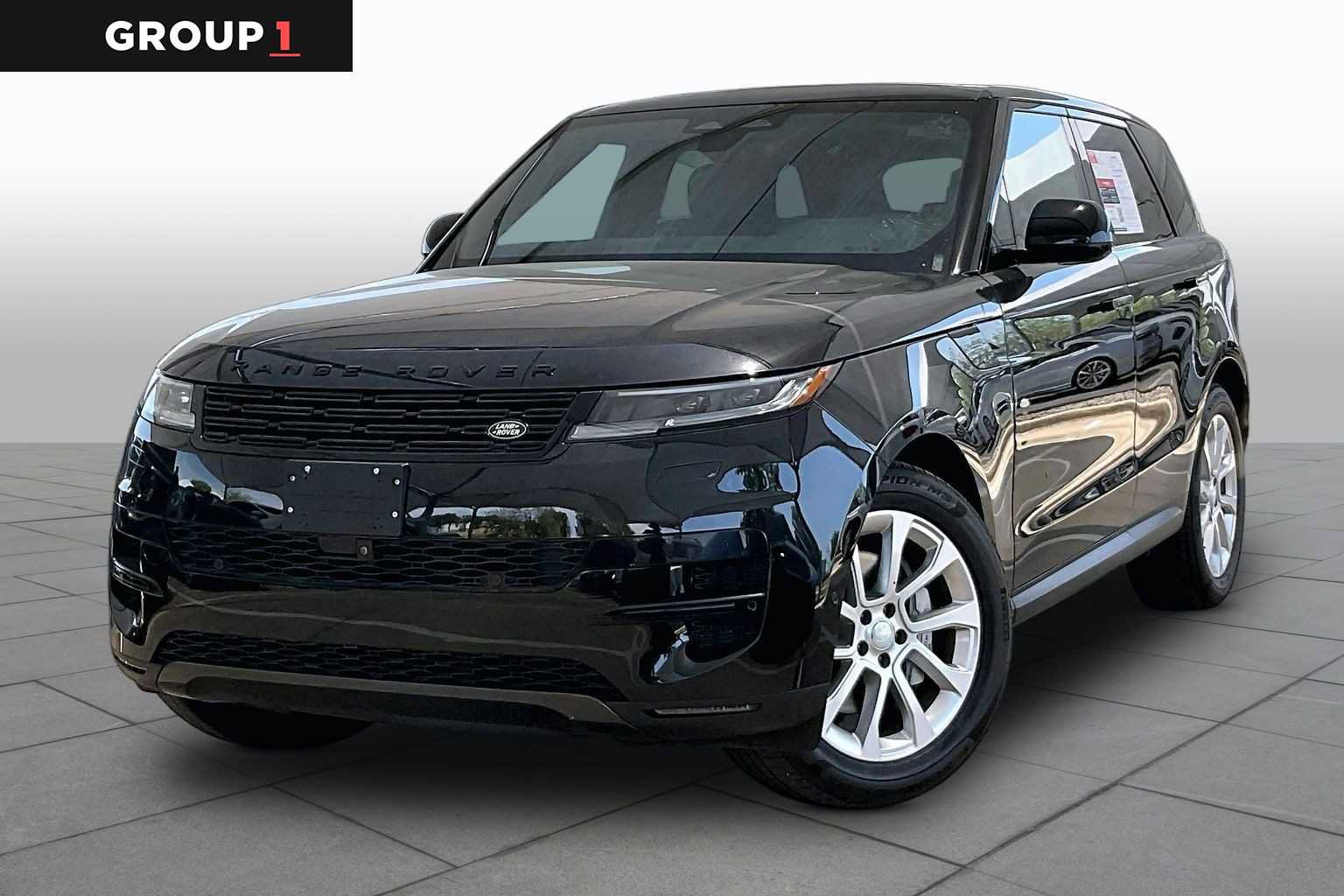 Used 2025 Land Rover Range Rover Sport SE AWD/4WD image 1
