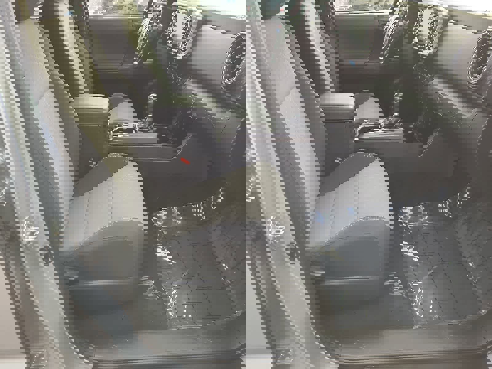 Used 2022 Toyota Tacoma TRD Sport w/ Technology Package image 22