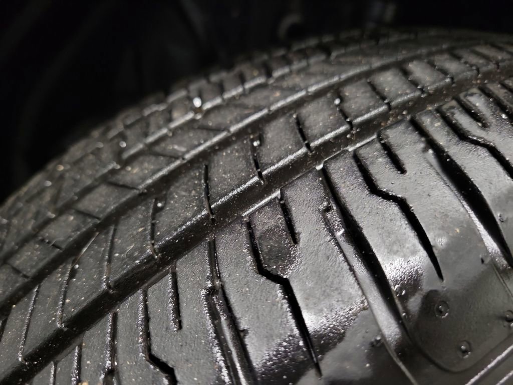 Used 2025 Toyota RAV4 XLE image 11