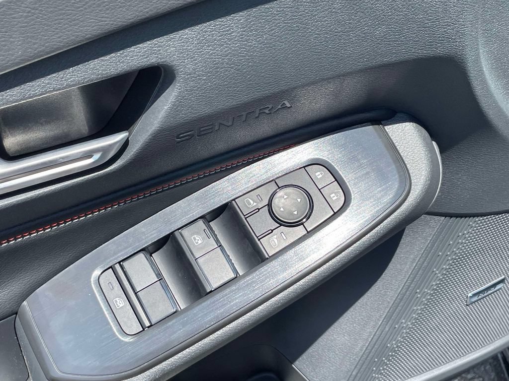 New 2026 Nissan Sentra SR w/ SR Premium Package FWD image 18