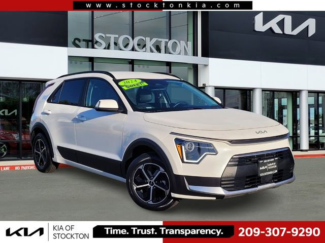 Used 2024 Kia Niro EX