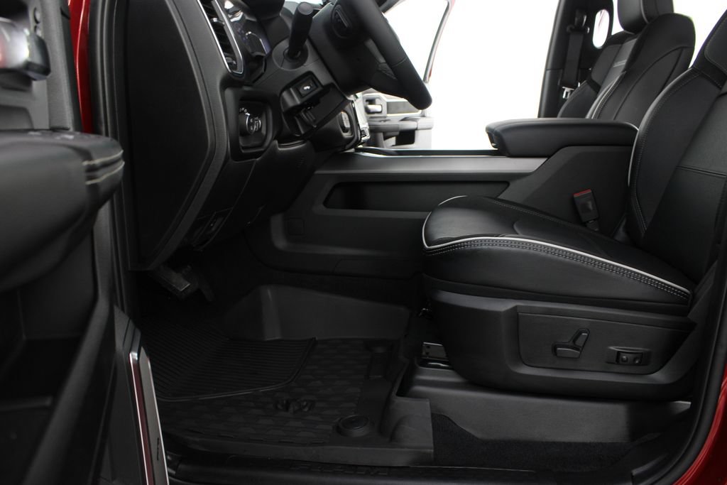 New 2027 RAM 2500 Laramie w/ Sport Appearance Package AWD/4WD image 18