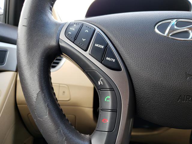 Used 2013 Hyundai Elantra Limited image 21