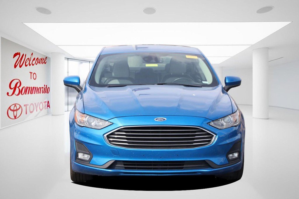 Used 2019 Ford Fusion SE w/ Equipment Group 151A image 4