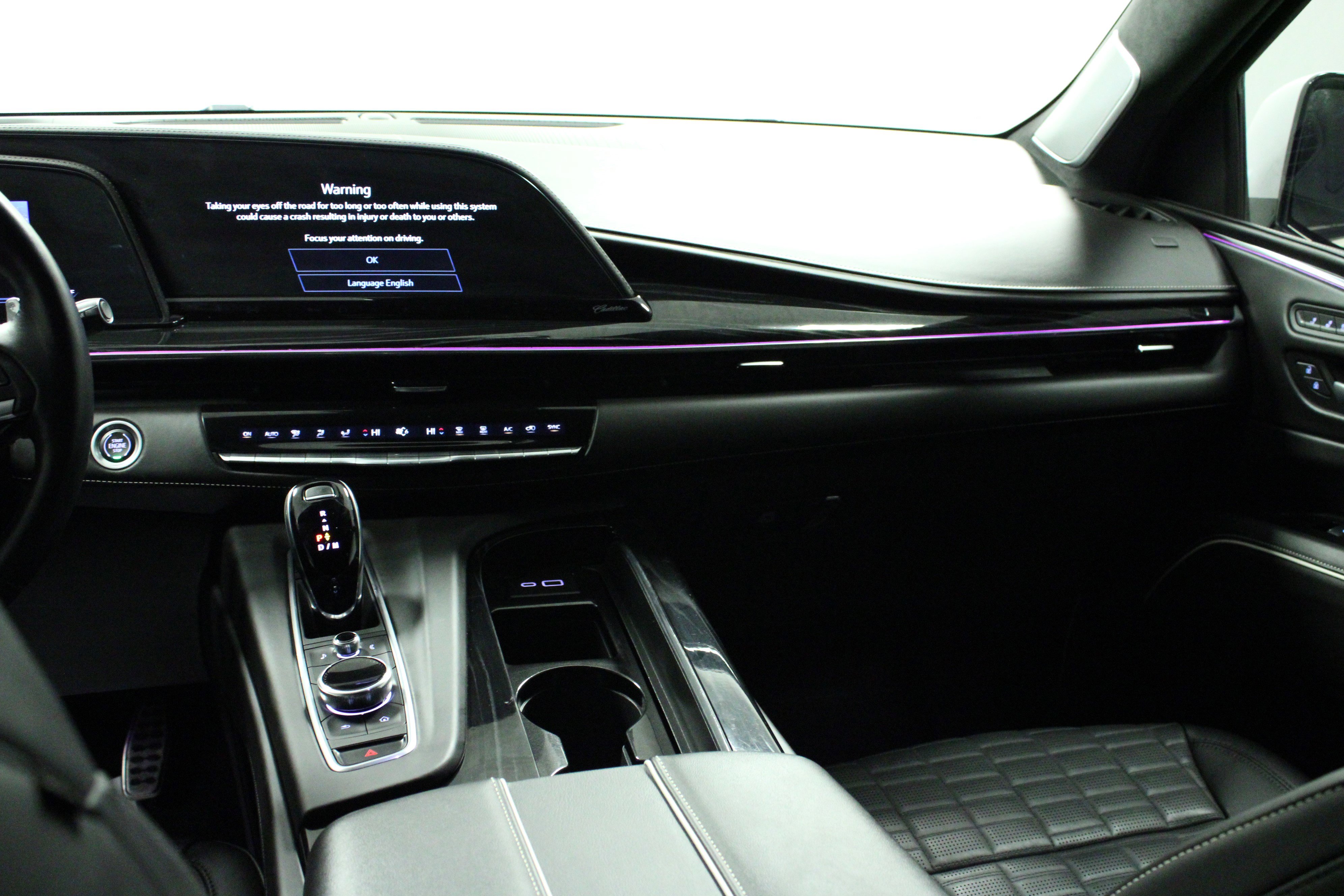 Used 2023 Cadillac Escalade ESV V w/ Heavy-Duty Trailer Package image 22