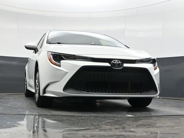 Used 2021 Toyota Corolla LE image 27
