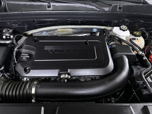 Used 2023 Buick Envision Essence w/ Sport Touring Package AWD/4WD image 31