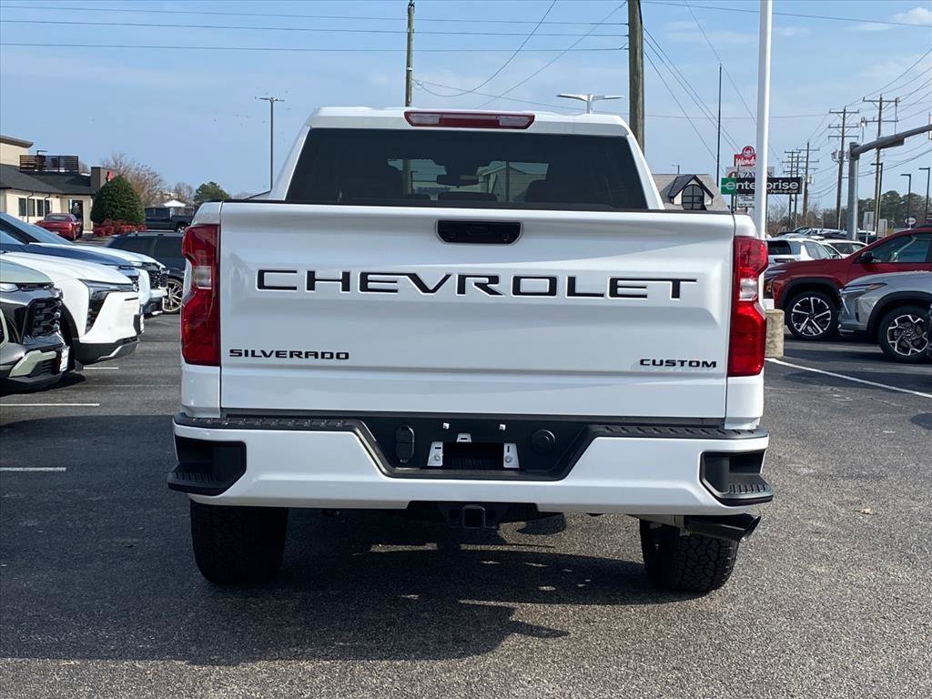 New 2026 Chevrolet Silverado 1500 Custom w/ Turbomax Blackout Package AWD/4WD image 3