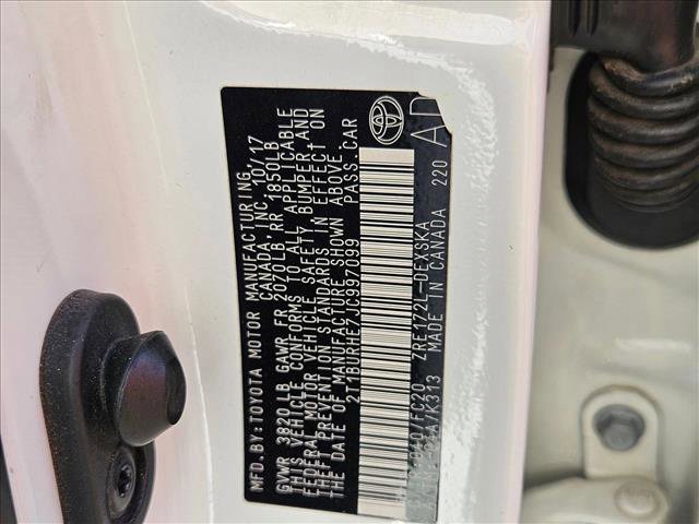 Used 2018 Toyota Corolla SE w/ SE Premium Package FWD image 27